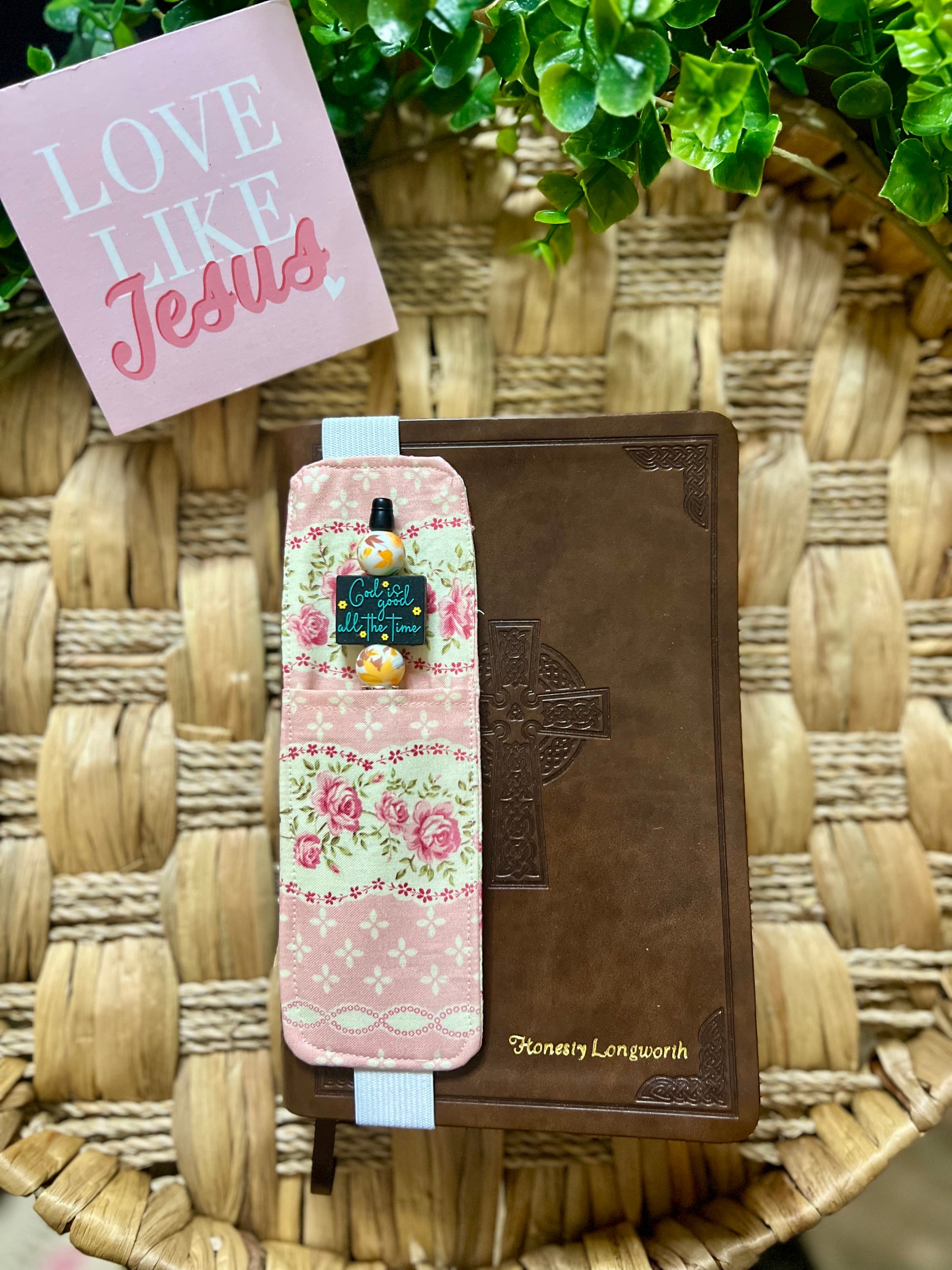 Vintage Floral Pen Holder